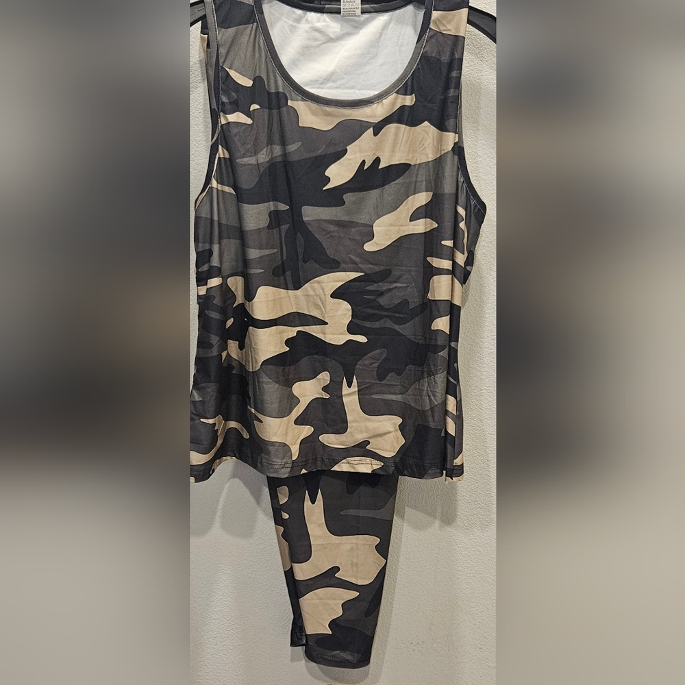 NWOT Camo Print Tank and Legging Set - Neutral Tones
